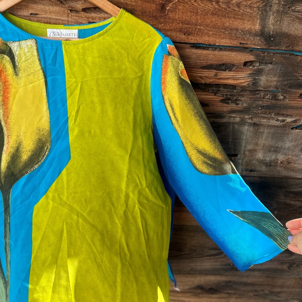 DIANE VON FURSTENBERG | Silk Assets 100% Silk Teal Blue & Lime Tulip 2-Piece Set - Picture 3 of 11